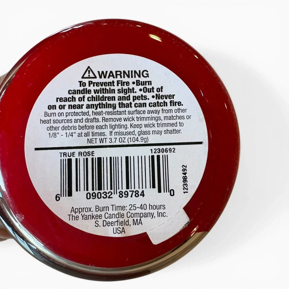 NEW Yankee Candle Retired Fragrance True Rose Jar Scented Candle‎ 3.7 oz Red